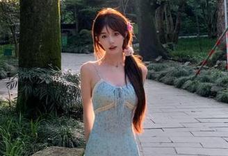 等一下，155hl.com视频里面的那个人是谁？太有喜感了！