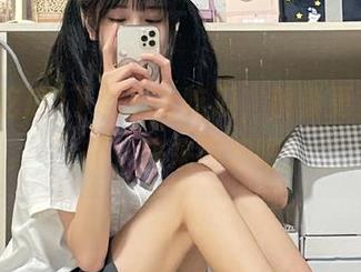 下载17c吃瓜，解锁更多“瓜”果，快来围观吧！