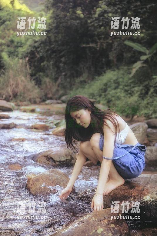 17吃瓜网站：龙妈在线追剧，用她的姿态享受人生