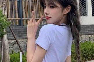在线跟风，51吃瓜出品的热搜果然夺人眼球，还是我度假不够？