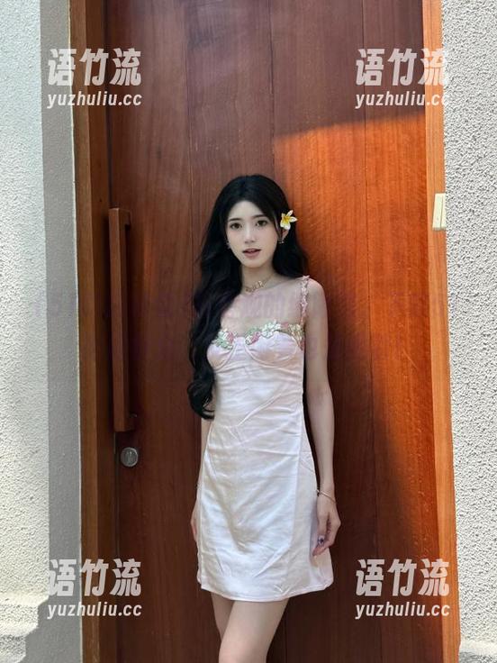在旁观的缝隙里，下载51吃瓜群众，反正闲着也是闲着！