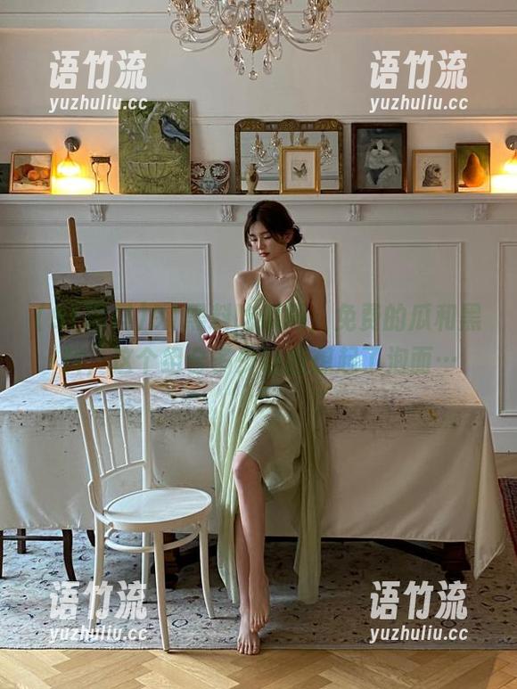 91黑料吃瓜网，免费的瓜和黑料，这个组合多少让我想起了泡面…