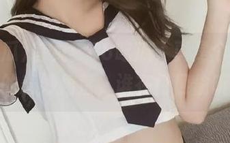首页：98吃瓜，真是个聚集八卦的奇妙角落，谁在门口偷听？