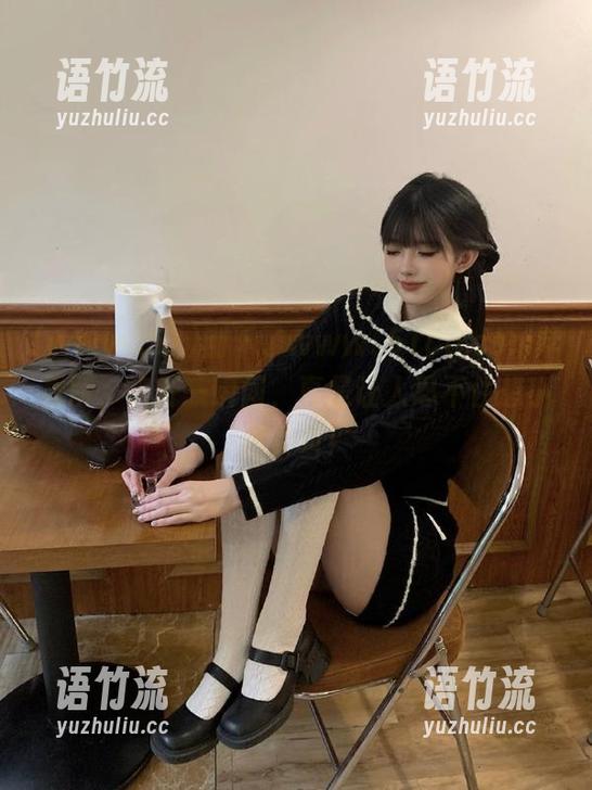 刚下了www..51cg.com苹果版，点开一瞬间，真是让人忍不住想小声尖叫！