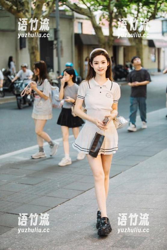 yandex吃瓜 “yandex吃瓜”网站:真是个让你欲罢不能的“瓜田”啊!