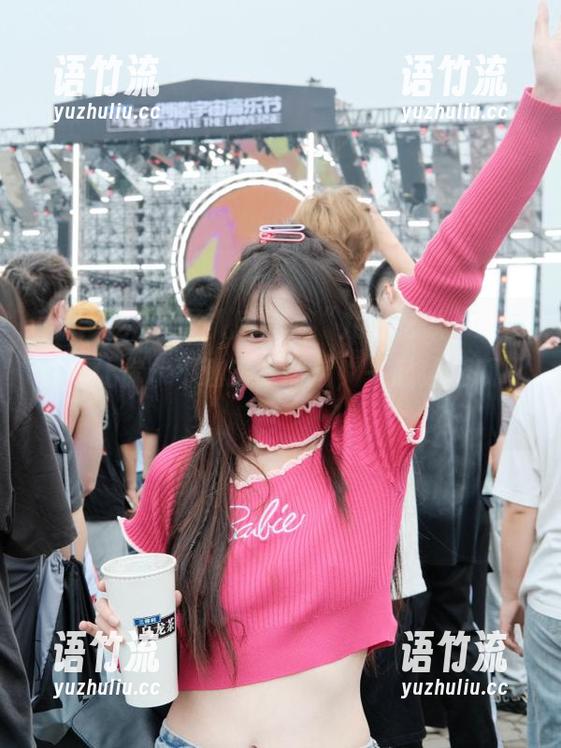 深扒后台，“九一吃瓜”这条资讯让你永不迷路，然后，一起猛吃瓜吧！