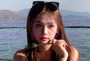 铁桶之下的冲哥黑料网页，泳池浮沉背后怎么那么神秘？