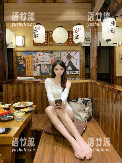 突然好奇，海角社区的吃瓜911入口会不会售卖‘瓜’式心理咨询？