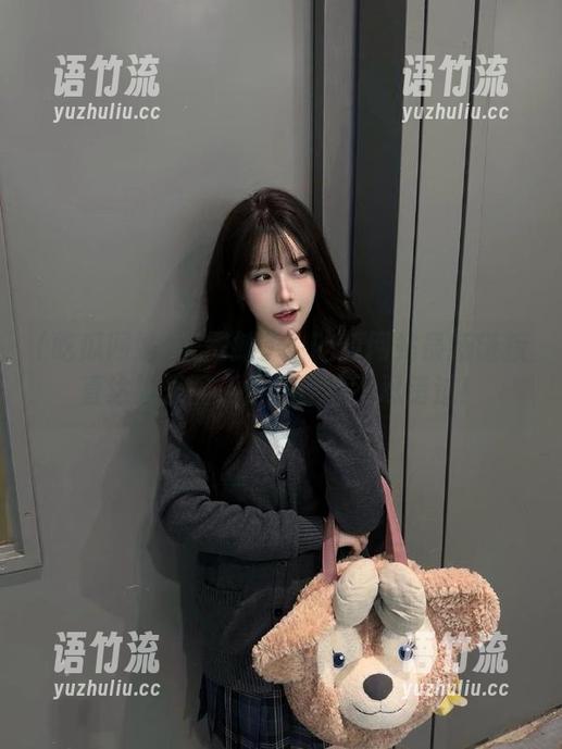 太震撼了！吃瓜网站最新链接直达娱乐圈，惊喜连连不忍错过！