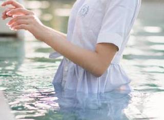 免费视频一键直达，吃瓜网站是不是太善良了点儿？这套路我喜欢。
