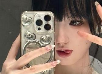 吾爱吃瓜，穿梭黑料世界，永不迷路的吃瓜狼人！