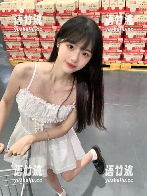 登录海角吃瓜，八卦界的黑料终结者，快来围观这场大戏吧！