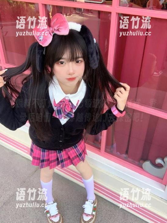 把自己锁进黑料不打烊，登录后咱们一起穿越传送门去探密吧！