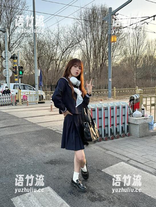 黑料研究所：果然，在这个网站上，真相和八卦不分家。
