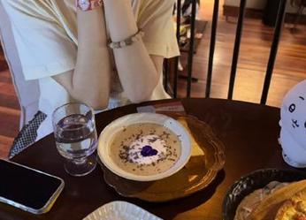 在黑料社区，内幕永远是免费的，你还等什么？