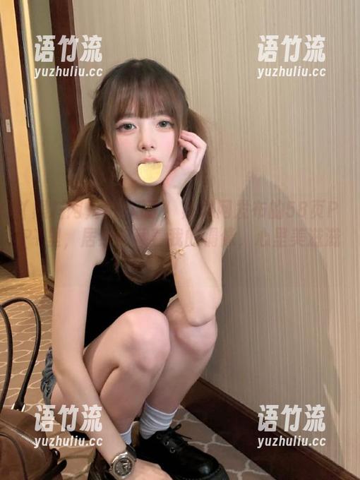 真是巧了！黑料网发布的58页PPT里，居然隐藏着我的偶像，心里美滋滋！